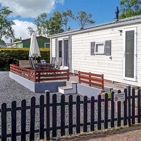 3 Bedroom Stunning Stacaravan In Tzummarum エクステリア 写真