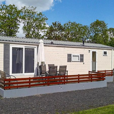3 Bedroom Stunning Stacaravan In Tzummarum エクステリア 写真